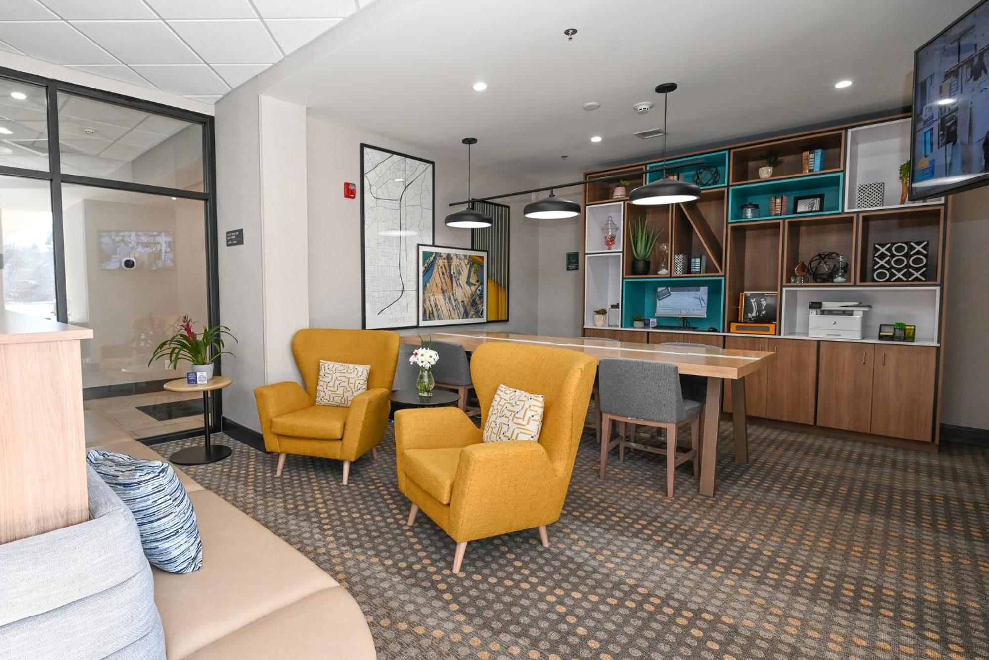 Holiday Inn Cleveland-Mayfield By Ihg Exteriör bild